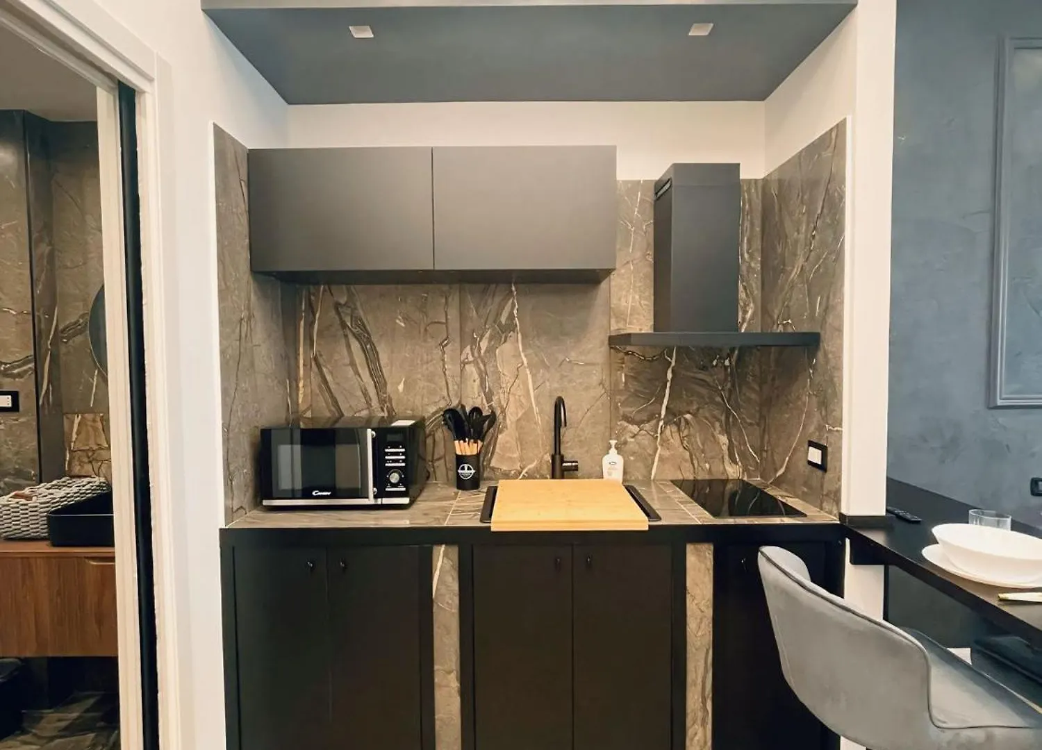 Toledo106 Luxury Apartaments - Comfy Naples 0*,